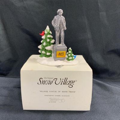 Lot 4 | Village Statue of Mark Twain
