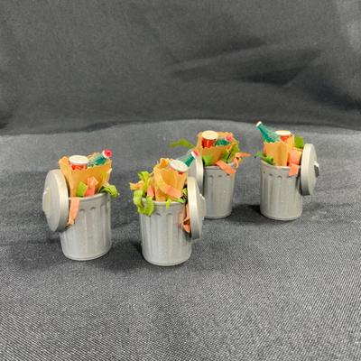 Lot 7 | Christmas Trash Cans