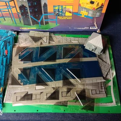 GIRDER AND PANEL BUILDING SYSTEM DELUXE SKYSCRAPER