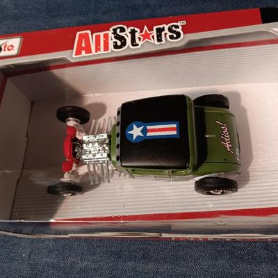 NEW MAISTO 1929 FORD MODEL A DIE-CAST CAR