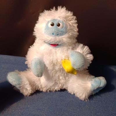 ANIMATED GEMMY BUMBLE AND OTHER HOLIDAY ITEMS