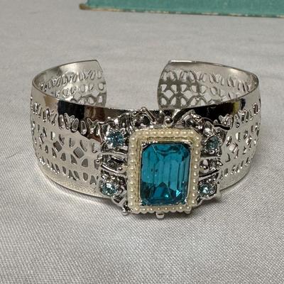 L’Amour Fifth Avenue Jewelry Sets and More (ST-DZ)
