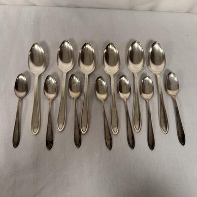Reed and Barton Silver Plated Silverware (ST-DZ)