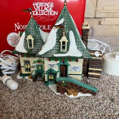 Department 56 Elsie’s Gingerbread House North Pole Series 1998