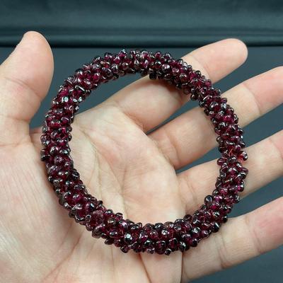 -10- FINE JEWELRY | Garnet Bracelet & Necklace Set