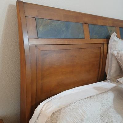 Queen size bed with slate inlayed headboard and footboard includes Denver Serta Mattress & Boxspring