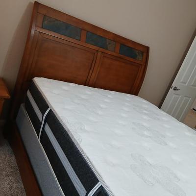 Queen size bed with slate inlayed headboard and footboard includes Denver Serta Mattress & Boxspring
