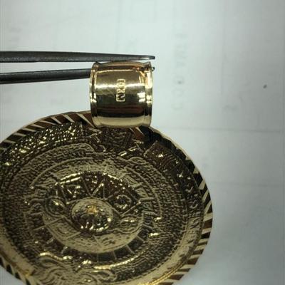 Gold Medalion 14 k
