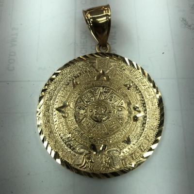 Gold Medalion 14 k