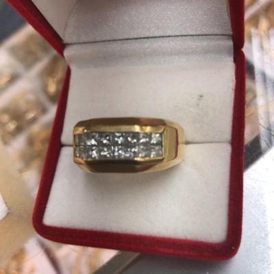 Gold diamond ring size 10 14 k 14.2 g