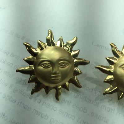 Gold sun earings 6.3 g 14 k