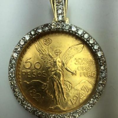 Gold 50 pesos with gold 14 k diamond case medalion