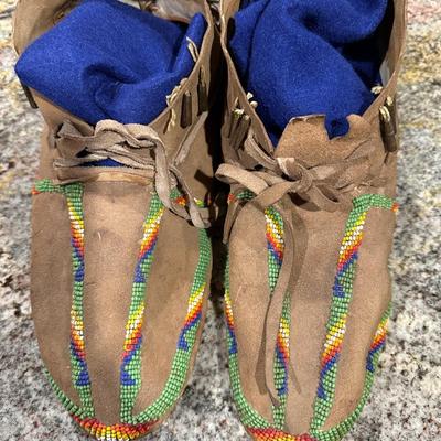 Native American beaded mocassins vintage