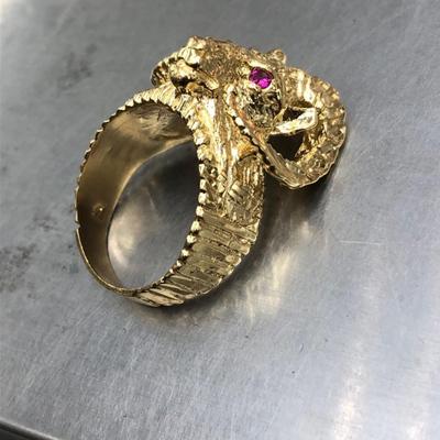 Gold ring 14 k size 11 11.7g