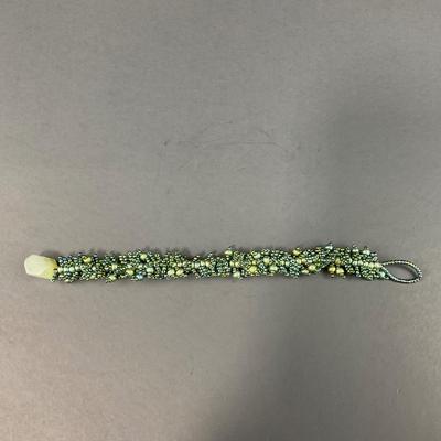 -21- ARTISAN | Green Beaded Bracelet