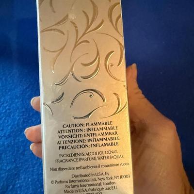 Elizabeth Taylor Brilliant White Diamonds-unopened box