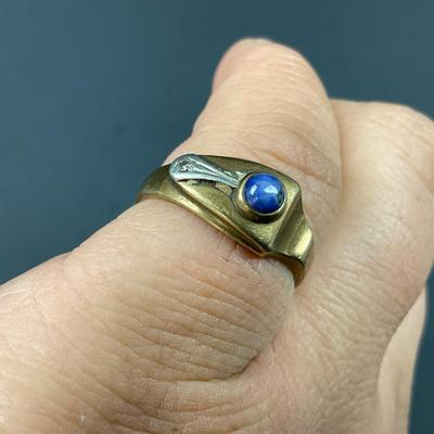 -30- FINE JEWELRY | 10KT Diamond & Blue Stone Ring | Cut