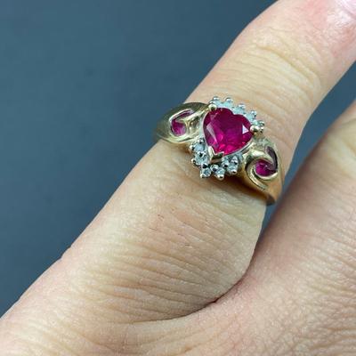-31- FINE JEWELRY | 10KT Pink Heart & Diamond Ring | Marked