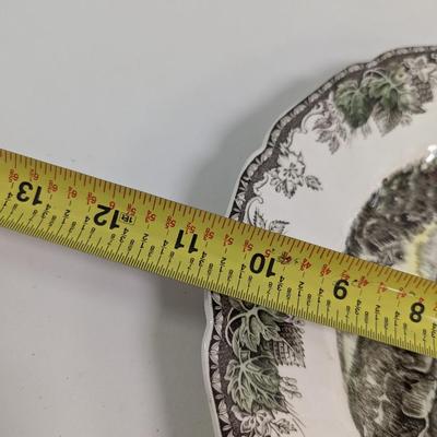 Set Of 8 Vintage Johnson Brothers The Friendly Village Pattern Plates Made In England