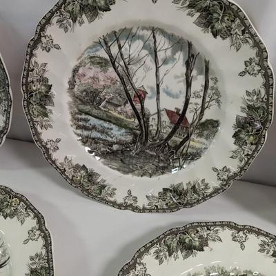Set Of 8 Vintage Johnson Brothers The Friendly Village Pattern Plates Made In England