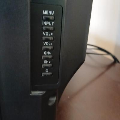 Dynex 32" HDMI LCD TV with remote control