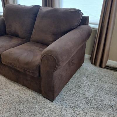 Loveseat Flat Suede Chocolate