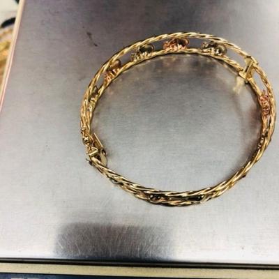 14 k Gold two tone bracelet 24 g