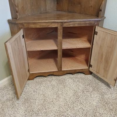 Two-piece corner cabinet