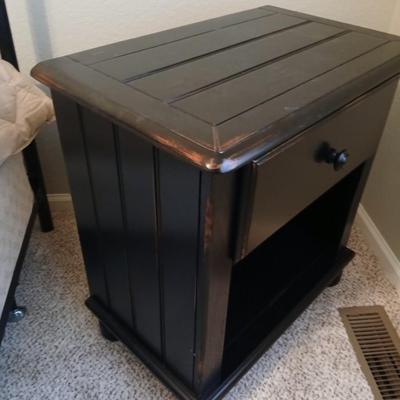 Emerald Home Furnishings one drawer nightstand