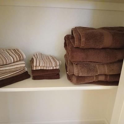 4 large brown bath towels washcloths and hand towels Simply soft & Elegant Home