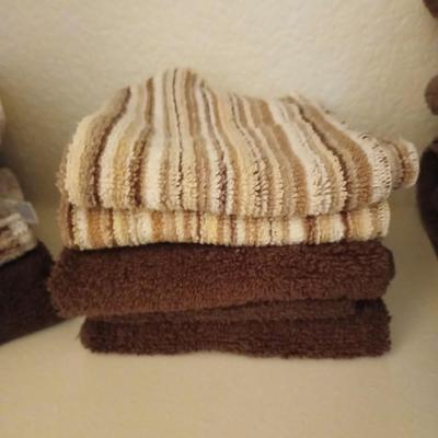 4 large brown bath towels washcloths and hand towels Simply soft & Elegant Home