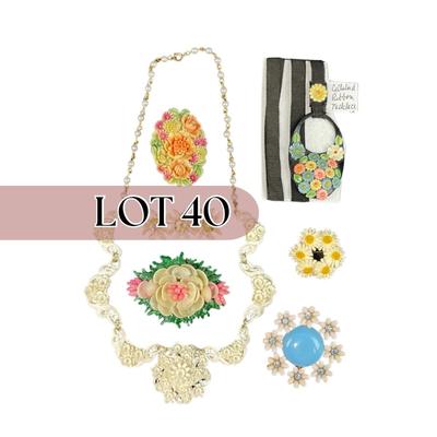 -40- JEWELRY | Celluloid Pieces & Shell Brooch