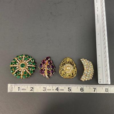-41- JEWELRY | Fur/Dress Clips