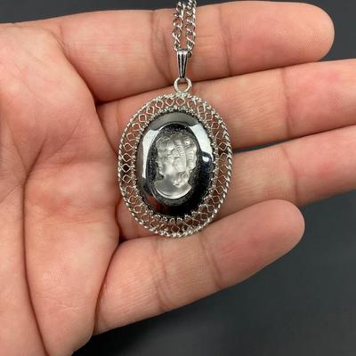 -45- JEWELRY | Assorted Cameo Pieces
