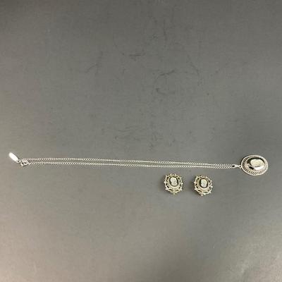 -45- JEWELRY | Assorted Cameo Pieces