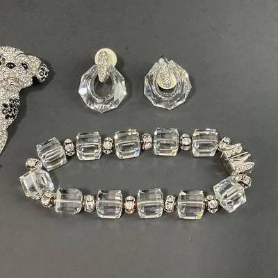 -49- JEWELRY | Assorted Swarovski Pieces