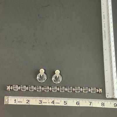 -49- JEWELRY | Assorted Swarovski Pieces