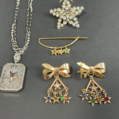 -51- JEWELRY | Assorted Masonic Pieces