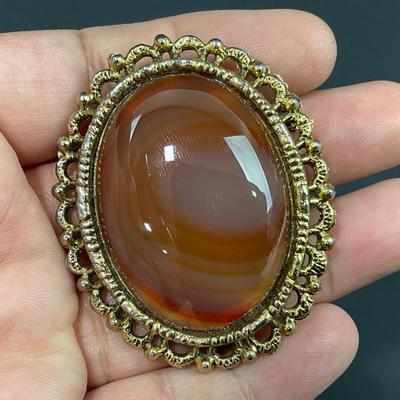 -57- JEWELRY | Assorted Agate Pieces
