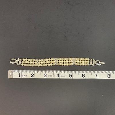 -59- JEWELRY | Pennino Pearl Bracelet