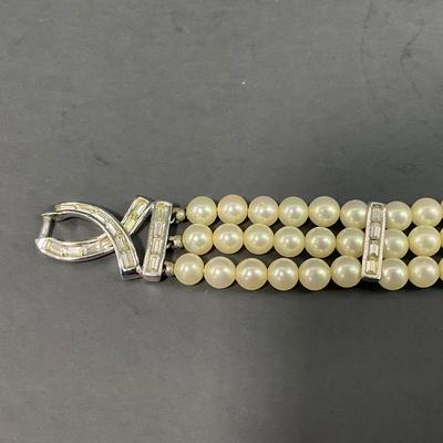-59- JEWELRY | Pennino Pearl Bracelet