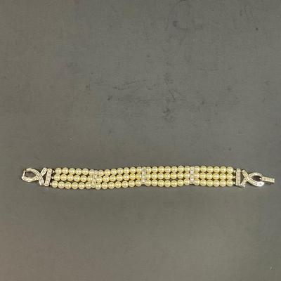 -59- JEWELRY | Pennino Pearl Bracelet