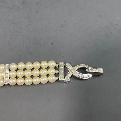 -59- JEWELRY | Pennino Pearl Bracelet