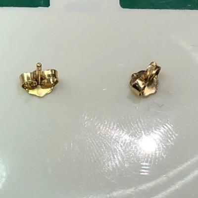 Gold anathyst earings