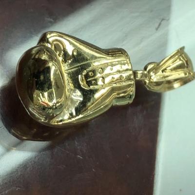Gold boxing glove pendant 18 k 29.4 g