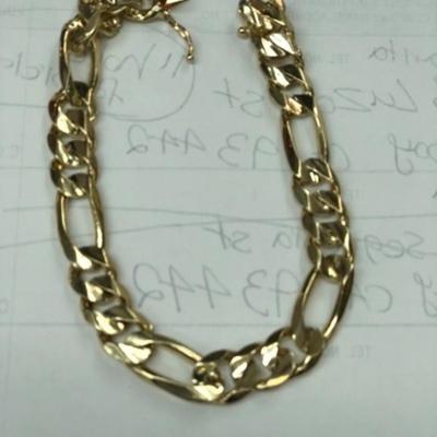 Gold Bracelet 14 k 9 in