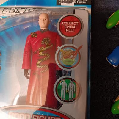 WENDY'S SPEED ROCKET WRITERS AND AN ACTION FIGURE