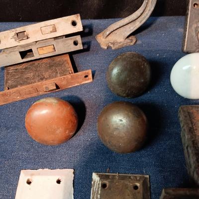 OLD DOOR HARDWARE AND KNOBS