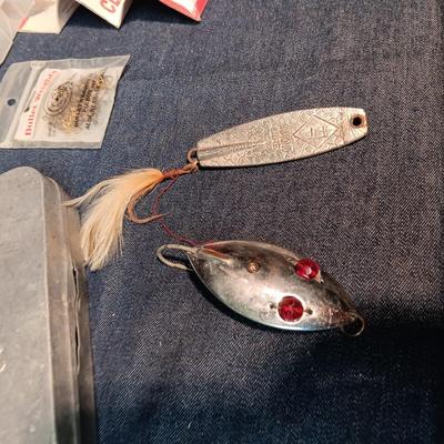 FISHING LURES/TACKLE, 1961 SHAKESPEARE CRITERION AND ORGANIZERS