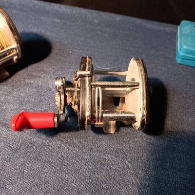 HERCULES 700 & 112D TRUE TEMPER REELS